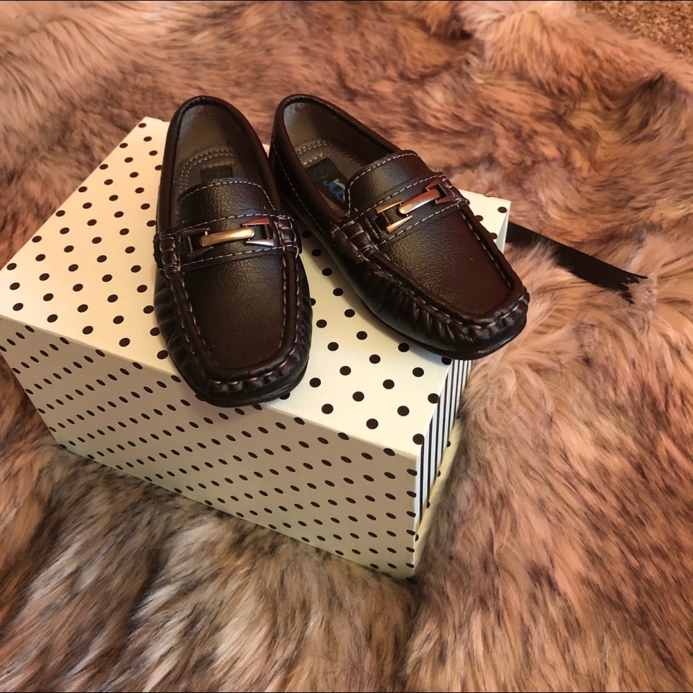 Black dressy shoes